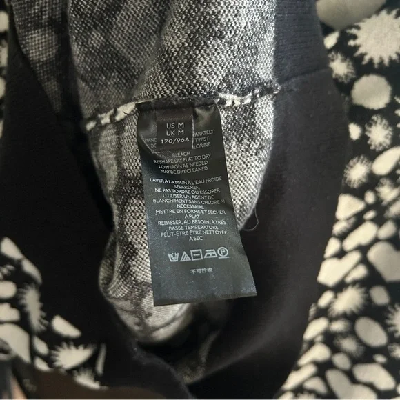 Maeve Anthropologie Boat Neck Black and White Heart Sweater - Picture 4 of 6